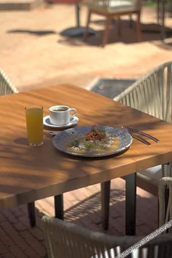 Food & Drinks 4, ヌカリ キンタ ブティック, Jala