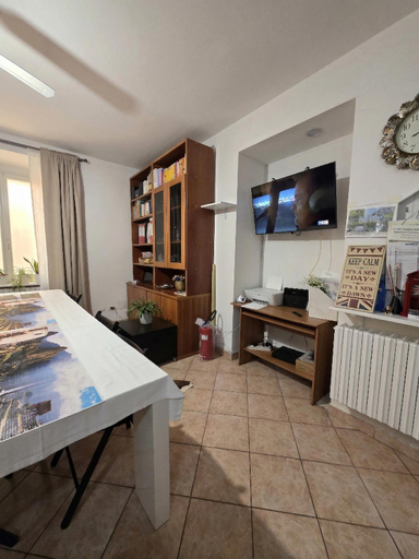 Others 3, La Piazza B&B, Lecco