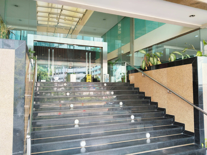 Public Area 2, SHANKEE Sudirman, Jakarta Selatan