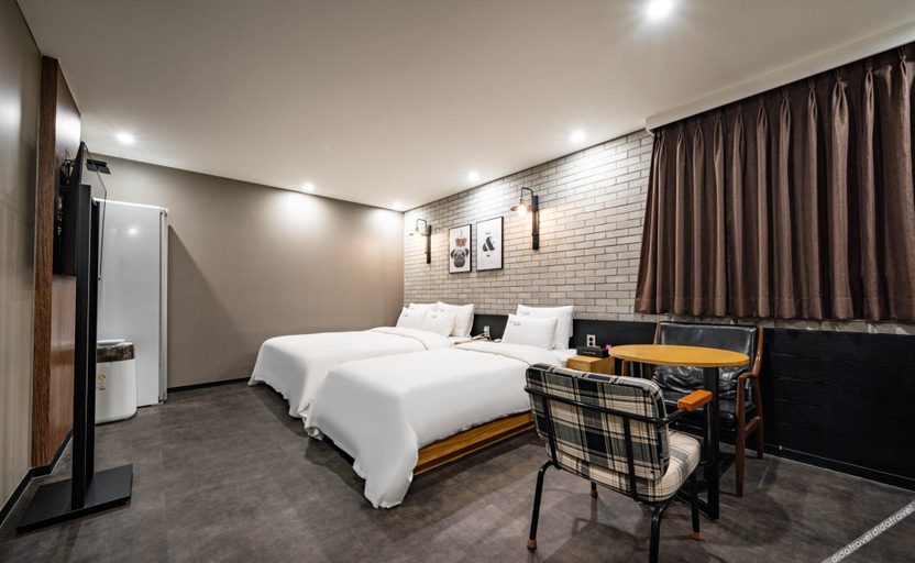 Bedroom 4, Pohang Mundeok Hotel XYM, Pohang