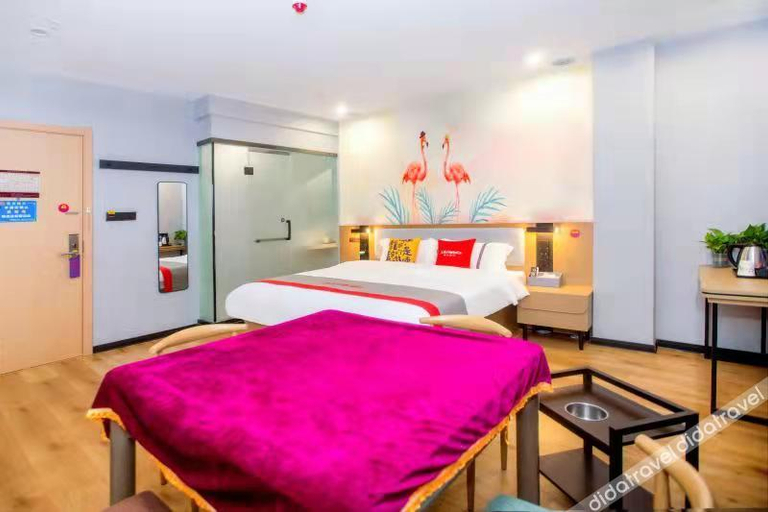 Bedroom 2, 준 선정된 호텔 (완다광장, 황스강)(Junyi Select Hotel (Wanda Plaza, Huangshigang District)), Huangshi