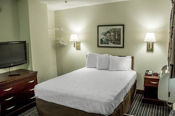 Others 3, Motel 6 Greensboro, NC - I-40, Guilford