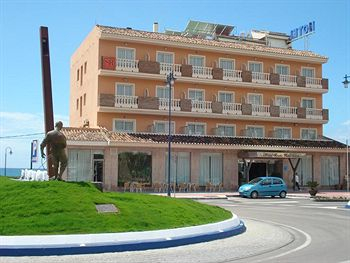 Others 2, Hotel Santa Rosa, Málaga
