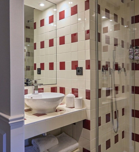 Bathroom 4, Hotel Maison Monceau, Paris