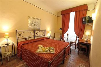 Others 4, Relais Il Campanile, Florence