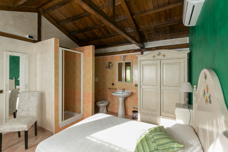 Bedroom 3, B&B Oasi Di Mamma Clara, Latina
