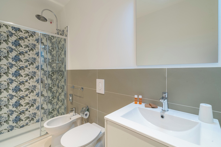 Bathroom 4, Dimore delle Zagare Molo, Syracuse