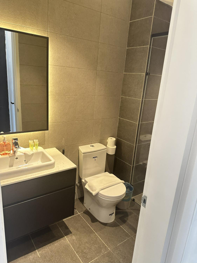 Bathroom 2, AXON SUITES BUKIT BINTANG By KL PAVILION, Kuala Lumpur