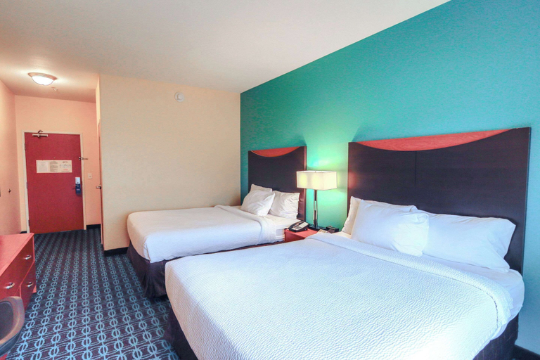 Bedroom 4, Comfort Inn & Suites Houston North - Spring, Houston