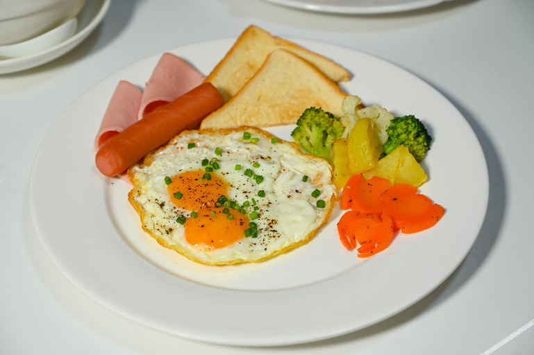Food & Drinks, Athenee Hotel Vientiane, Vientiane