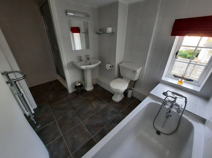 Bathroom 4, The White Cottage B&B, Devon