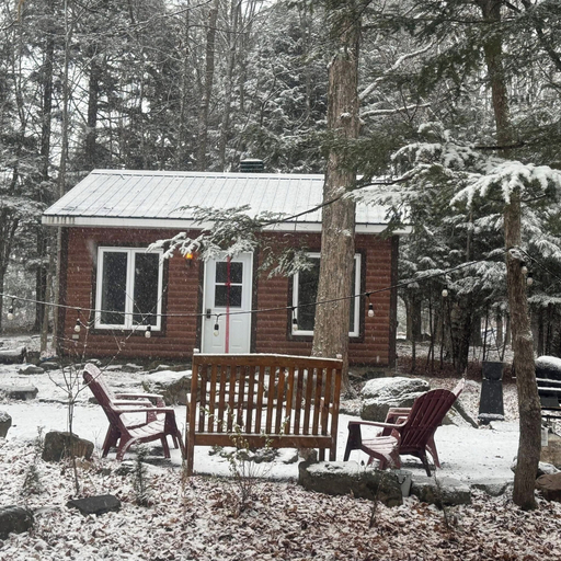 Exterior 5, Le repère de la frontière, Les Jardins-de-Napierville