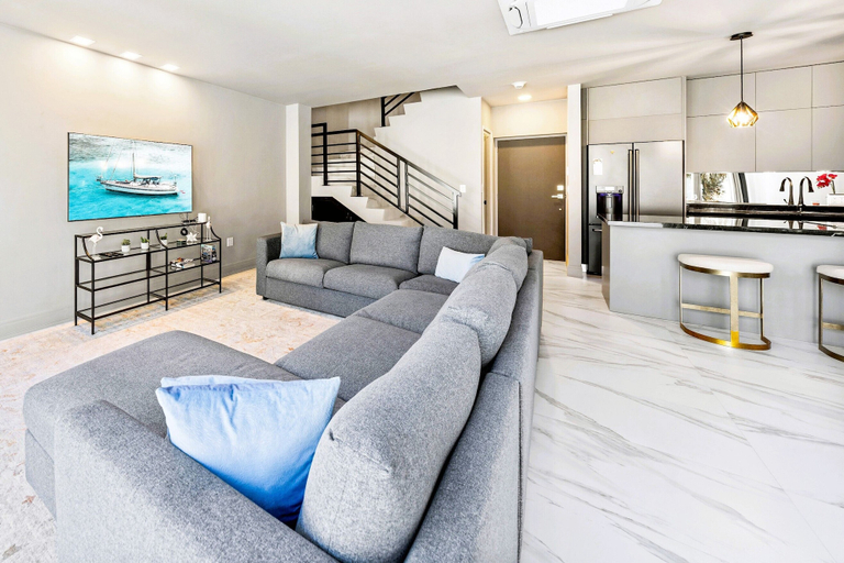 Living area 2, Bocobay Aruba Racquet Club