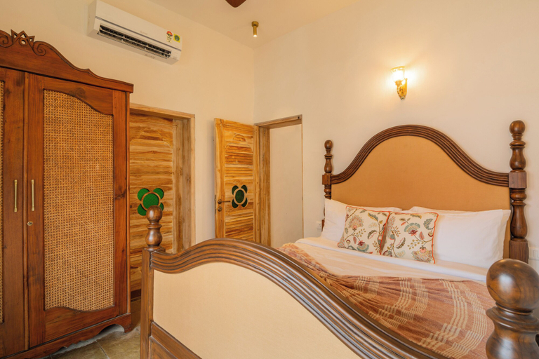 Room 2, Elivaas Amayah Neer Serene 3BHK Villa, North Goa