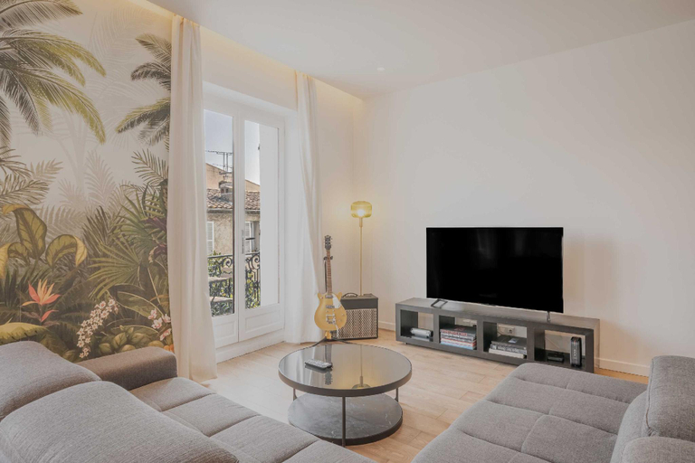 5, Elegant apartment - AC- 1BR-3P - Cogolin, Var