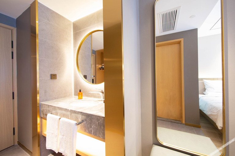 Bathroom 3, Orange Hotel Kunming Sunac Dianchi Houhai, Kunming