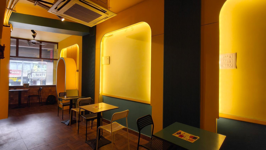 Food & Drinks 5, C2 PODS, Varanasi
