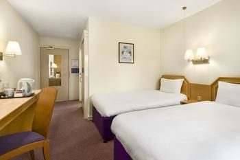 Others 3, Super 8 by Wyndham Durham, Durham