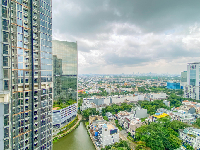Exterior 4, Serene and Warm Studio Room at Apartment Gold Coast PIK By Travelio, Jakarta Utara