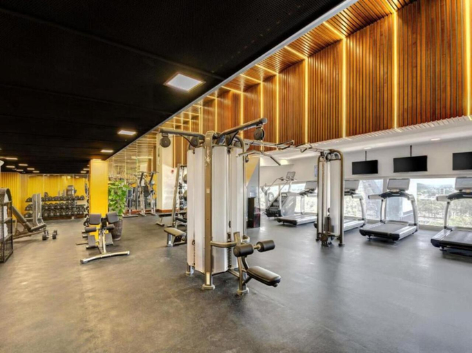 Fitness center 2, Centaurus Apartments - BookMyStay, Islamabad