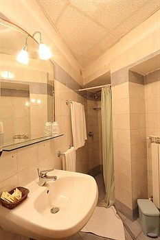 Others 5, Relais Il Campanile, Florence
