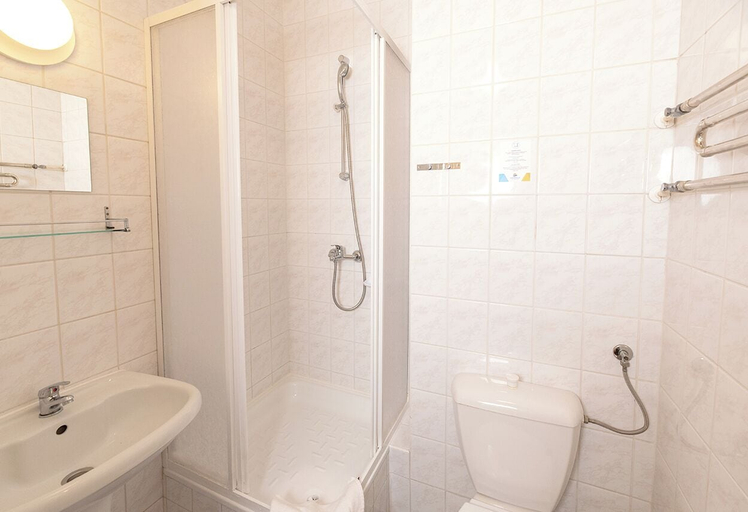 Bathroom 4, INTERFERIE Chalkozyn w Kołobrzegu, Kołobrzeg