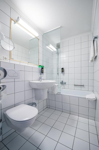 Bathroom 3, Gasthof zur Post, Salzburg Umgebung