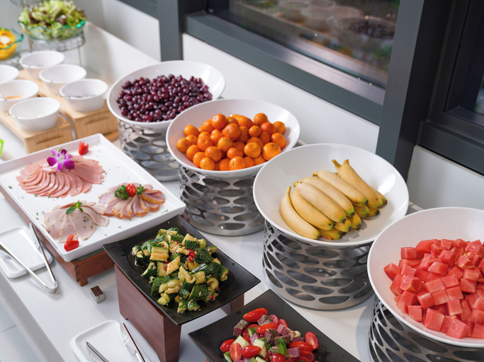 Food and drink 3, Hampton by Hilton Shenzhen Longhua Qinghu, Shenzhen