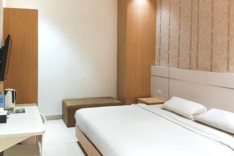 Bedroom 2, KR Hotel, Palembang