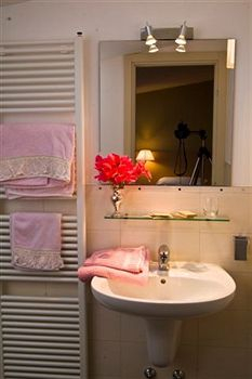 Bathroom 3, Hotel Main Street, Rimini
