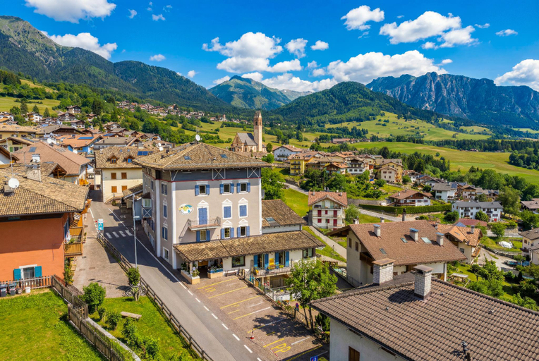 Others 5, Residenza Bagni e Miramonti, Trento