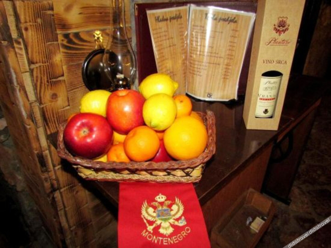 Food & Drinks 5, Hotel Crnogorska Kuca