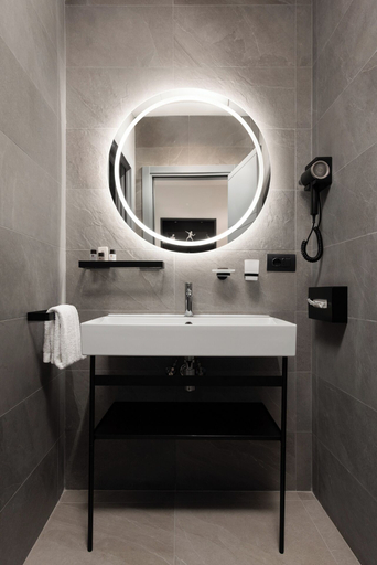 Bathroom 2, At Forty-One Apt 01, Rome
