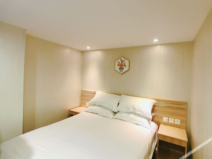 Bedroom 2, Yijia Hotel, Shanghai