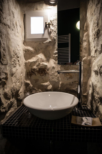 Bathroom 3, B&B Agora, Bari