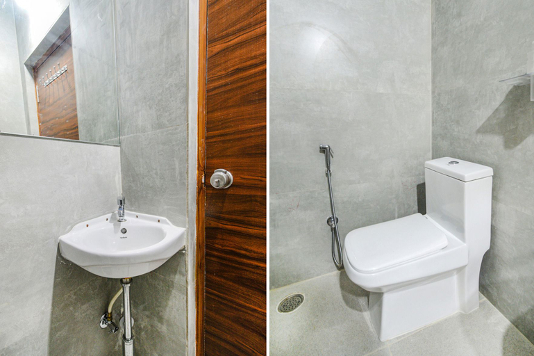 Bathroom 4, FabHotel SSR Ikon Suites - Nr. Hyderabad Central University, Kondapur, Hyderabad