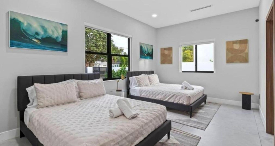 Room 5, Star Villa Opulent Waterfront Property, Miami-Dade