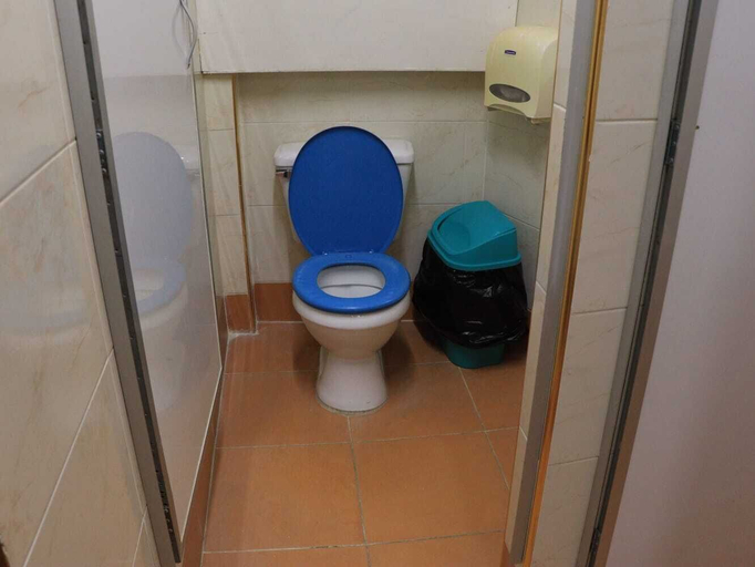 Bathroom 4, Hostel Canoa, Pedro Domingo Murillo
