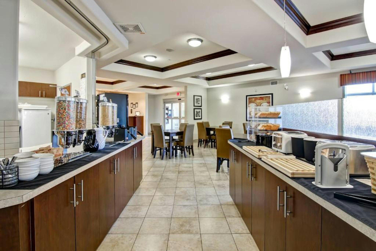 Food & Drinks 5, Canalta Hotel Moosomin, Division No. 5