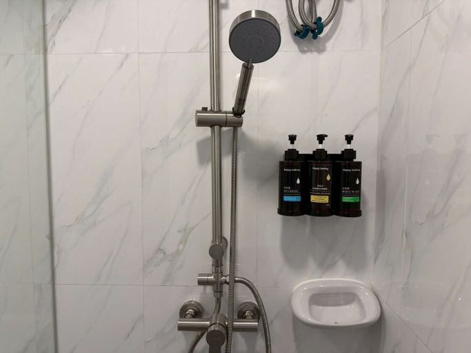 Bathroom 3, The Iconic, Pattaya