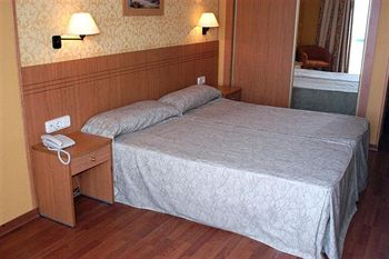 Others 4, Hotel Santa Rosa, Málaga