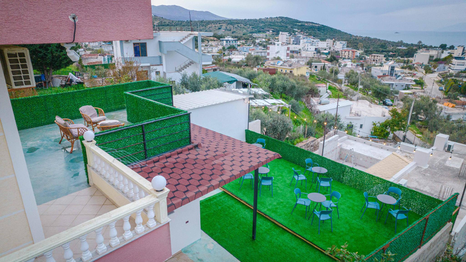 2, Vila Myrtaj, Sarandës