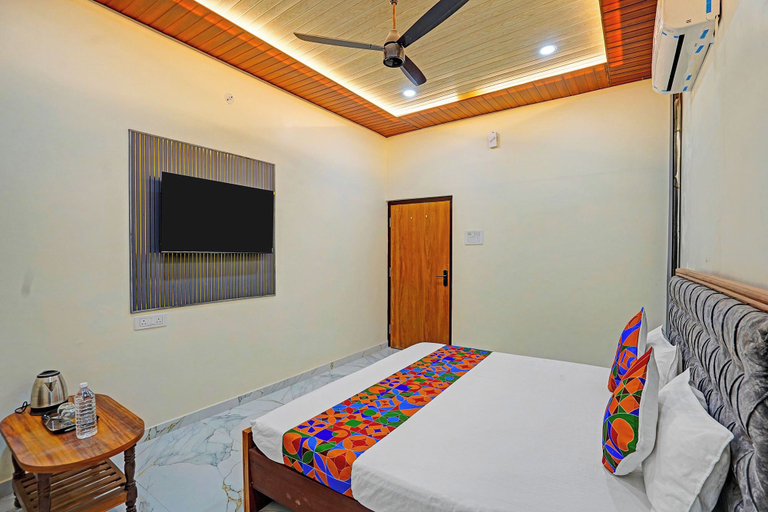 Room 4, Via The Sarnath Residency, Varanasi