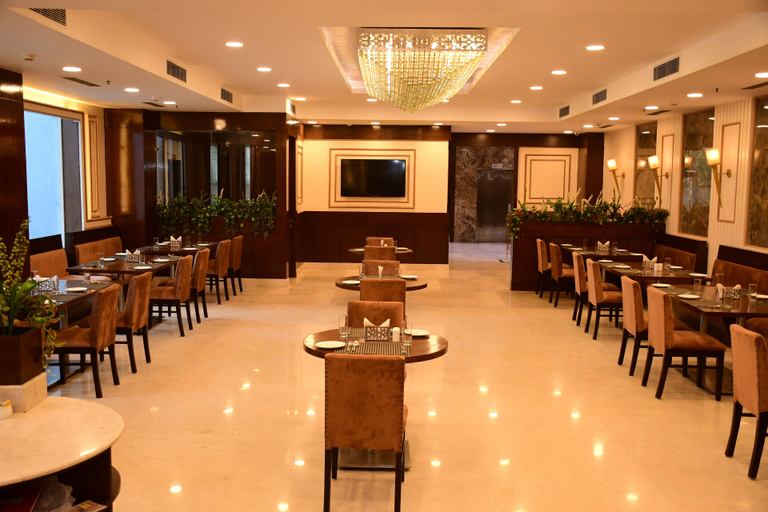 Food & Drinks 5, Lemon Tree Hotel, Noida, Gautam Buddha Nagar