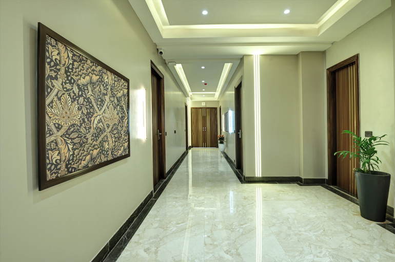 Public Area 3, Saltstayz Premier - Pitampura, Delhi