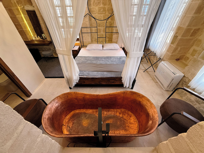 Room 5, Sümerler Konağı, Kızıltepe