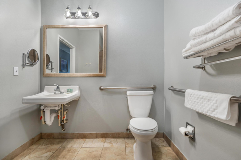 Bathroom 4, Best Western Wakulla Inn & Suites, Wakulla