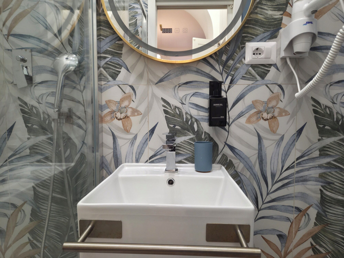 Bathroom 3, Trastevere luxury suites, Rome