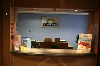 Others 5, Super 8 by Wyndham Durham, Durham