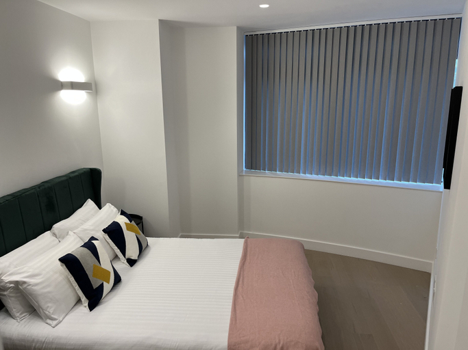 Bedroom 4, Charles Hope Apartments Brentford, London